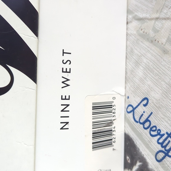 Nine west black heels - Picture 6 of 6